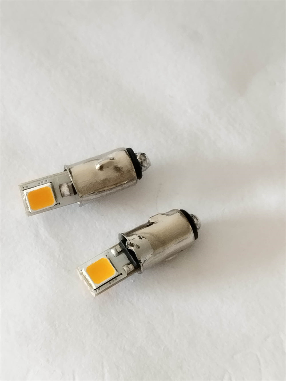 BA5S LED bulb 2LED  light LED BA5S 16-22V warm white for Märklin 7318,7320,7324,7327