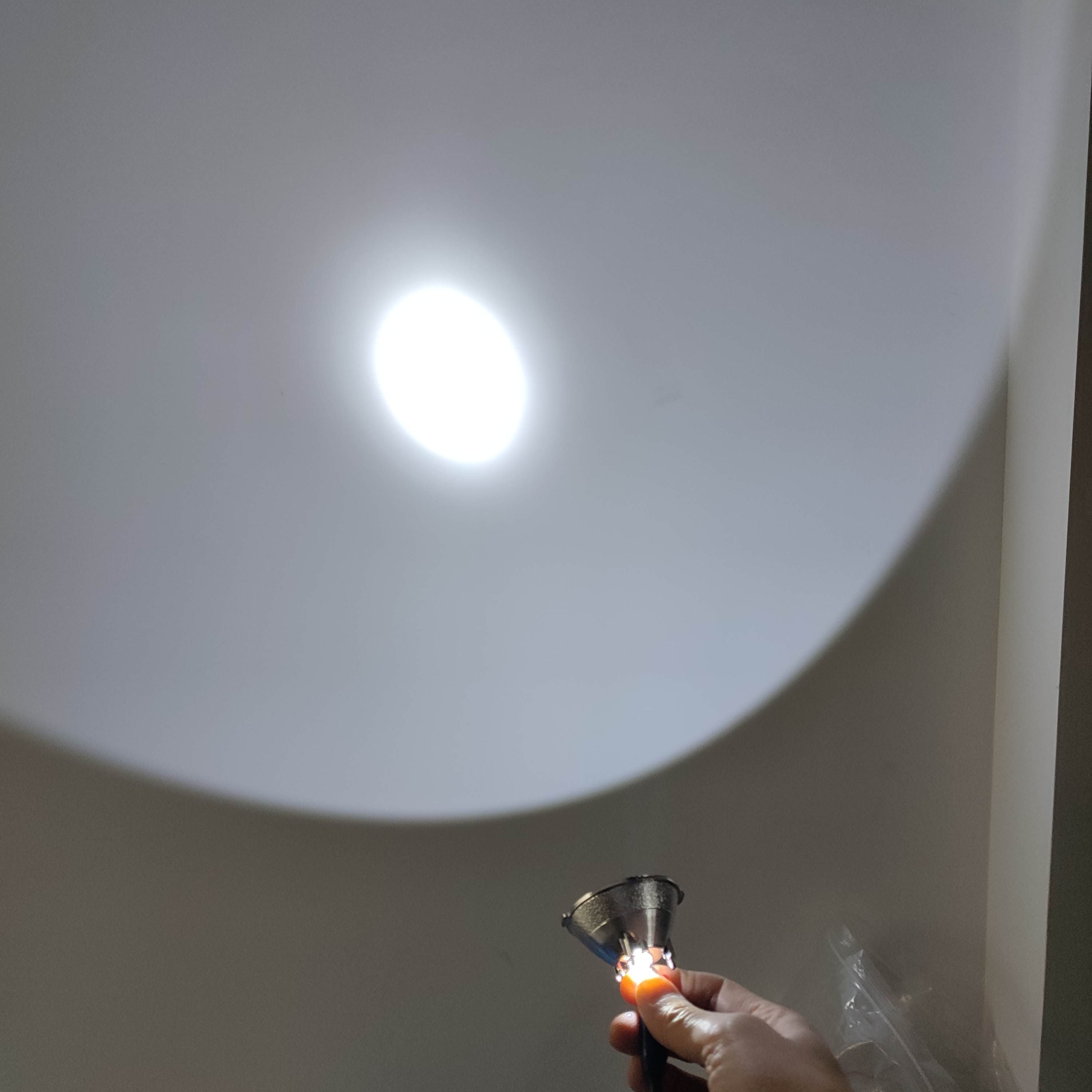 2PCS 3V P13.5S LED Bulb 1W PR2 PR3 LED Lamp Flashlight Replacement Bulb Torches Flashlight Torch Replace Head Light