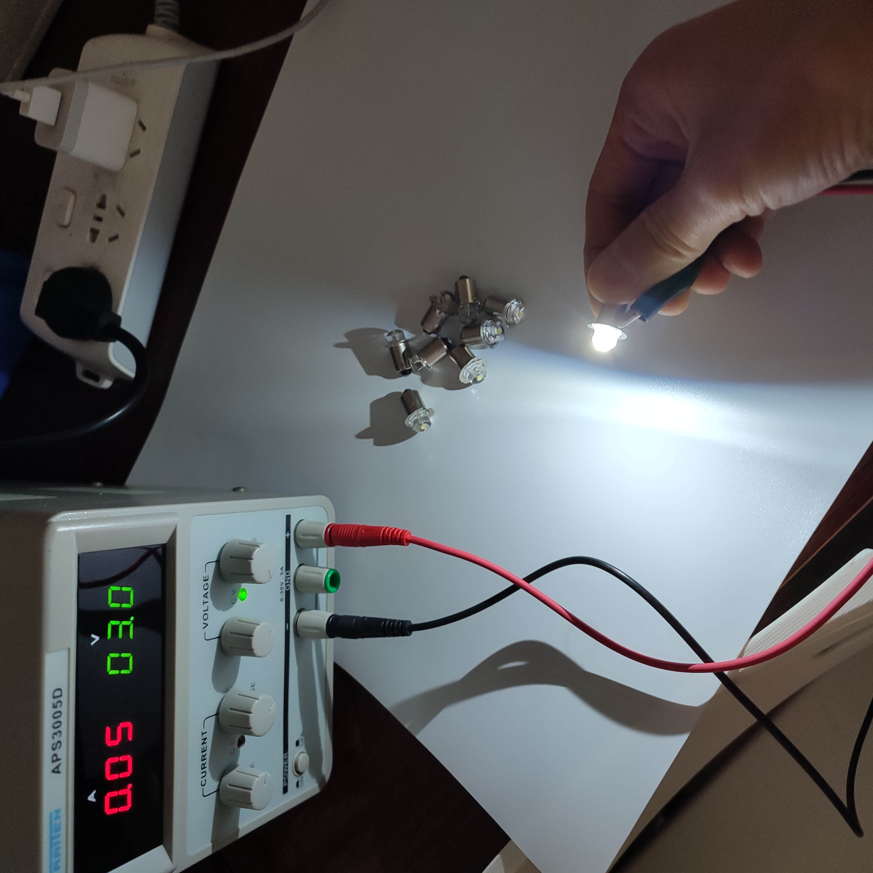 2PCS 3V P13.5S LED Bulb 1W PR2 PR3 LED Lamp Flashlight Replacement Bulb Torches Flashlight Torch Replace Head Light